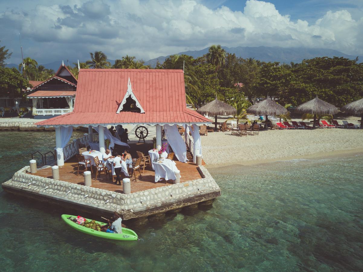 Moulin Sur Mer Beach Resort Montrouis Exterior photo